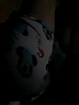 Dalo3a99sixi webcams show profile image 