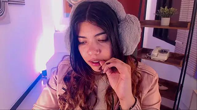 Customizable and immersive: Energize your taste buds and checkout our delicious choice of amateur cams liveshows with excited livestreamers getting their sweet physiques pounded with their beloved vibrating toys.