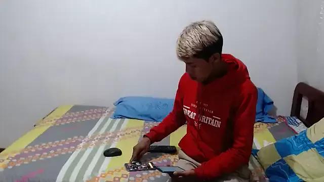 dani07-yalver from StripChat is Freechat