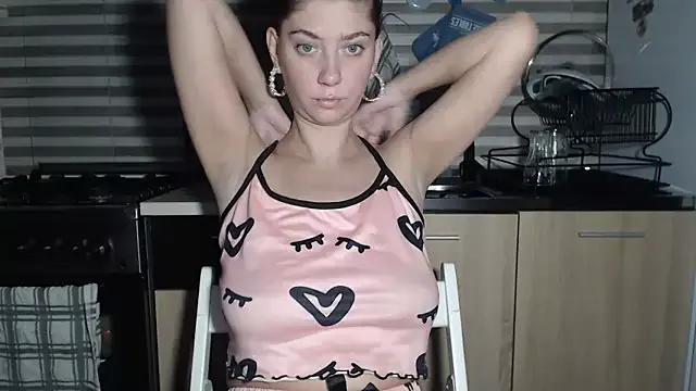 DanielleReys from StripChat is Freechat