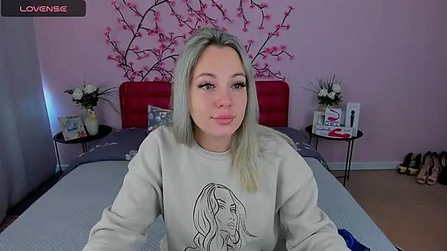 Customizable and immersive: Energize your taste buds and checkout our delicious choice of amateur cams liveshows with excited livestreamers getting their sweet physiques pounded with their beloved vibrating toys.