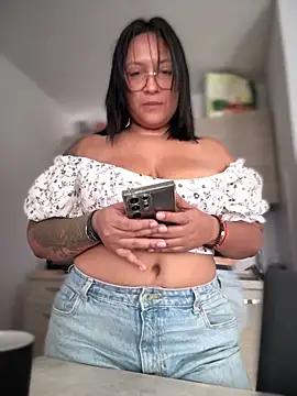 Customizable and immersive: Energize your taste buds and checkout our delicious choice of amateur cams liveshows with excited livestreamers getting their sweet physiques pounded with their beloved vibrating toys.