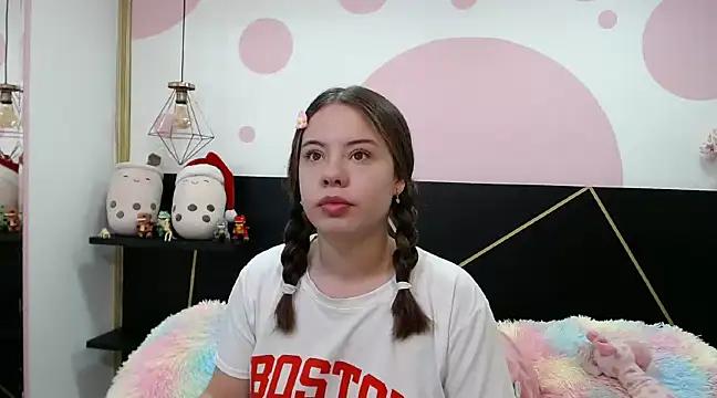 Customizable and immersive: Energize your taste buds and checkout our delicious choice of amateur cams liveshows with excited livestreamers getting their sweet physiques pounded with their beloved vibrating toys.