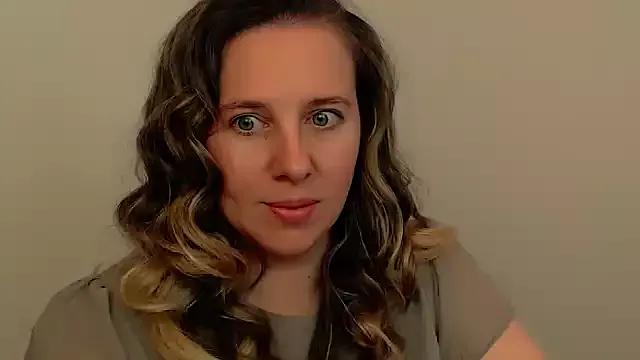 Darklure_ from StripChat is Freechat
