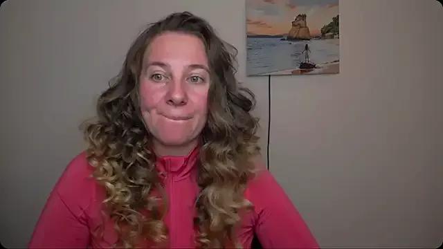 Darklure_ from StripChat is Freechat