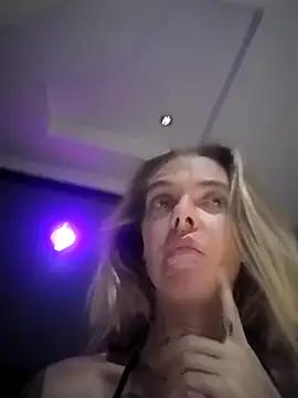 delicious_pussy25 from StripChat is Freechat