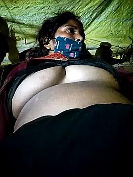 Desicouple2024 from StripChat is Freechat