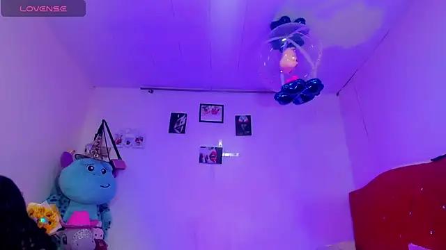 Customizable and immersive: Energize your taste buds and checkout our delicious choice of amateur cams liveshows with excited livestreamers getting their sweet physiques pounded with their beloved vibrating toys.