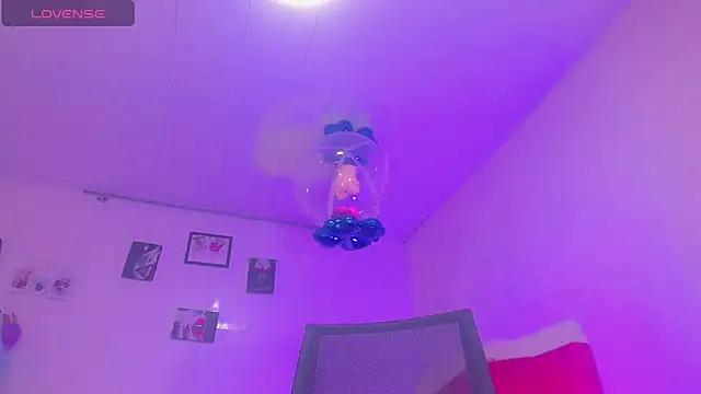 Customizable and immersive: Energize your taste buds and checkout our delicious choice of amateur cams liveshows with excited livestreamers getting their sweet physiques pounded with their beloved vibrating toys.