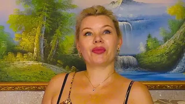 Diana_Granden from StripChat is Freechat