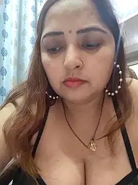 Dianaa9 from StripChat is Freechat