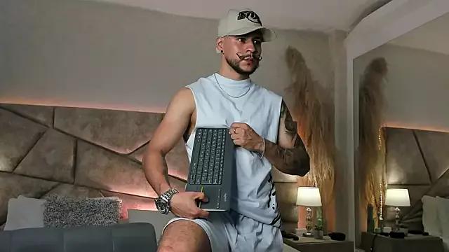 DickGriffith_ from StripChat is Freechat