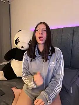 Customizable and immersive: Energize your taste buds and checkout our delicious choice of amateur cams liveshows with excited livestreamers getting their sweet physiques pounded with their beloved vibrating toys.