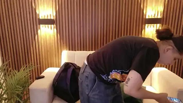 Customizable and immersive: Energize your taste buds and checkout our delicious choice of amateur cams liveshows with excited livestreamers getting their sweet physiques pounded with their beloved vibrating toys.