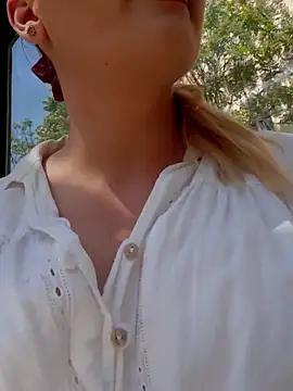 Dirtyfeelin from StripChat is Freechat