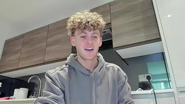 DominantAlex18 from StripChat is Freechat