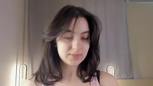 DracosMoon from StripChat is Freechat