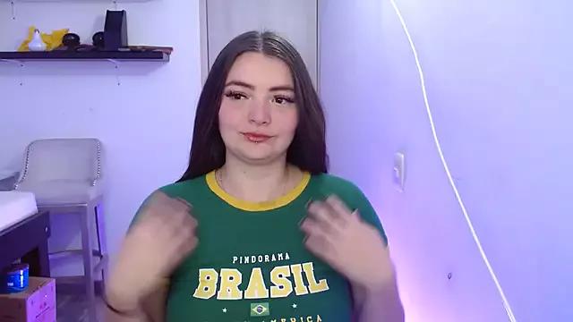 dulce__222 from StripChat is Freechat