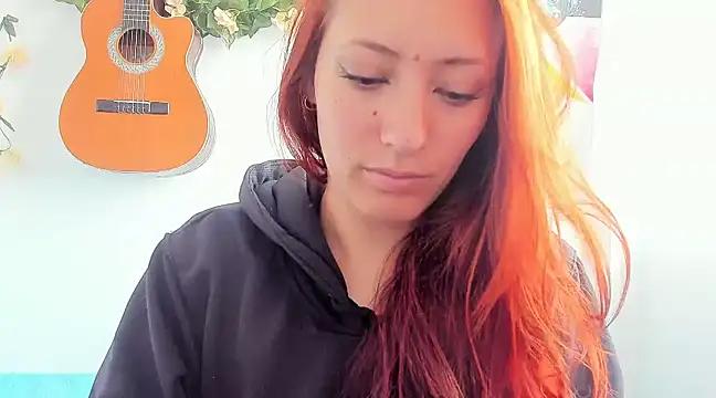 DulceXmile from StripChat is Freechat