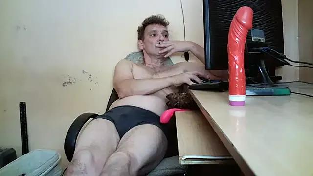 dundyFocus from StripChat is Freechat