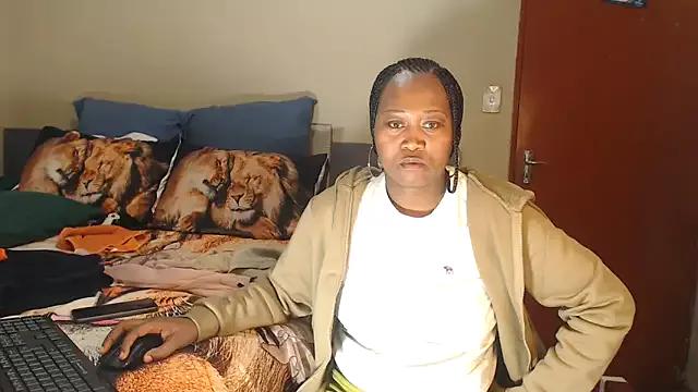 EbonySeductressx from StripChat is Freechat