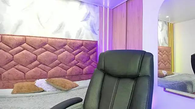 elaia_muller_ from StripChat is Freechat