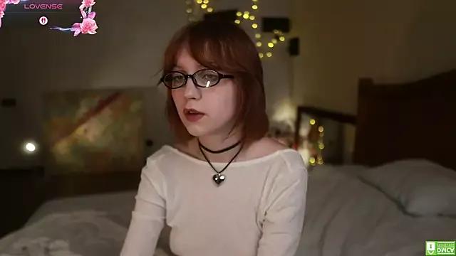 electric_babe from StripChat is Freechat