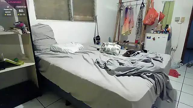 eleganceafterdark from StripChat is Freechat