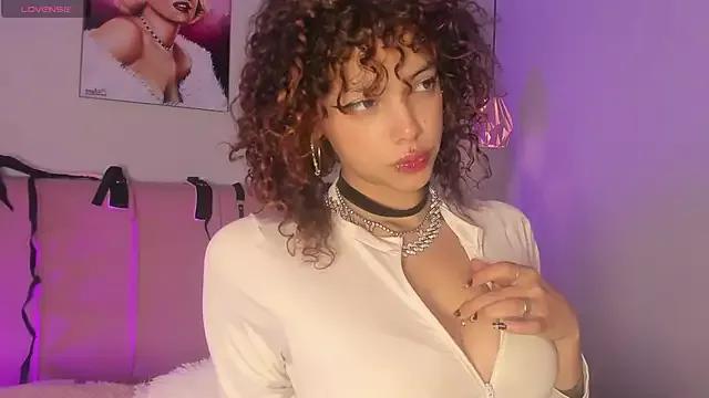 elisabethflores from StripChat is Freechat