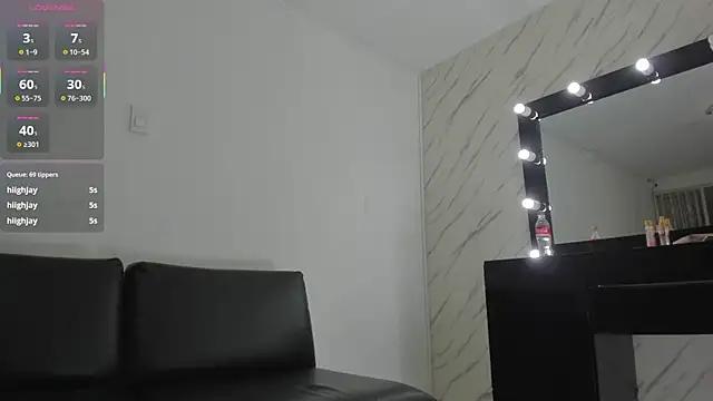 Customizable and immersive: Energize your taste buds and checkout our delicious choice of amateur cams liveshows with excited livestreamers getting their sweet physiques pounded with their beloved vibrating toys.