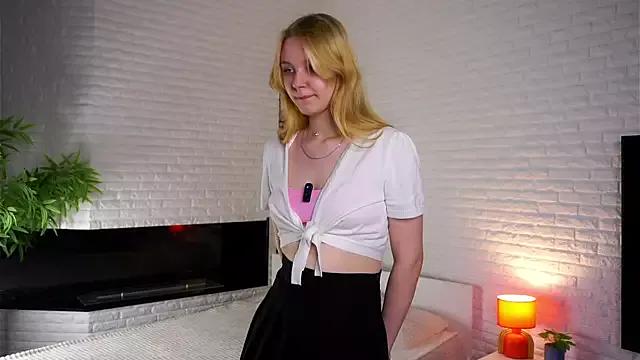 Customizable and immersive: Energize your taste buds and checkout our delicious choice of amateur cams liveshows with excited livestreamers getting their sweet physiques pounded with their beloved vibrating toys.