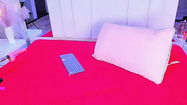Customizable and immersive: Energize your taste buds and checkout our delicious choice of amateur cams liveshows with excited livestreamers getting their sweet physiques pounded with their beloved vibrating toys.