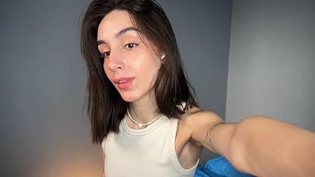 Customizable and immersive: Energize your taste buds and checkout our delicious choice of amateur cams liveshows with excited livestreamers getting their sweet physiques pounded with their beloved vibrating toys.
