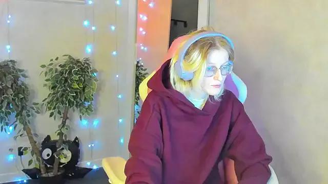 Customizable and immersive: Energize your taste buds and checkout our delicious choice of amateur cams liveshows with excited livestreamers getting their sweet physiques pounded with their beloved vibrating toys.