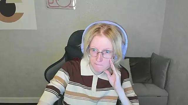 ElizabethHarpper from StripChat is Freechat