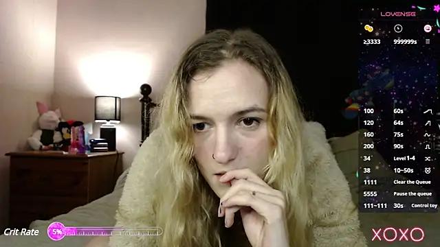 Customizable and immersive: Energize your taste buds and checkout our delicious choice of amateur cams liveshows with excited livestreamers getting their sweet physiques pounded with their beloved vibrating toys.
