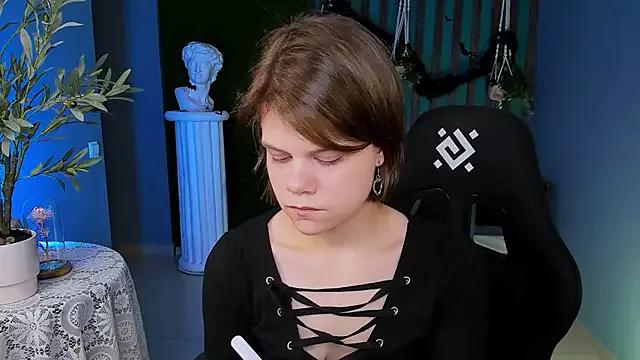 EllieMurler from StripChat is Freechat