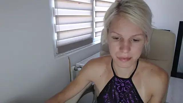 ElssaRush from StripChat is Freechat