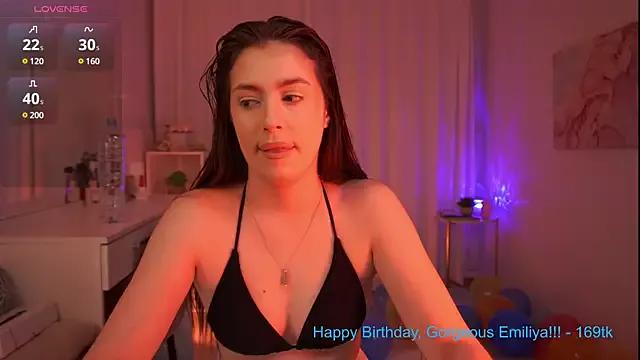 EmiliyaRoude from StripChat is Freechat