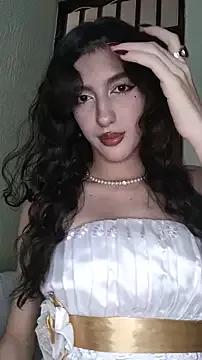 Emily-hottson from StripChat is Freechat