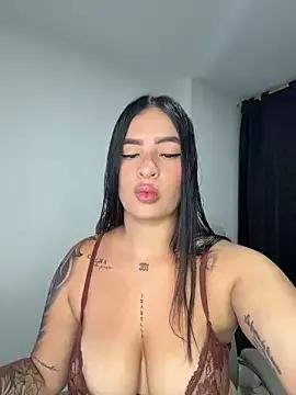 Customizable and immersive: Energize your taste buds and checkout our delicious choice of amateur cams liveshows with excited livestreamers getting their sweet physiques pounded with their beloved vibrating toys.