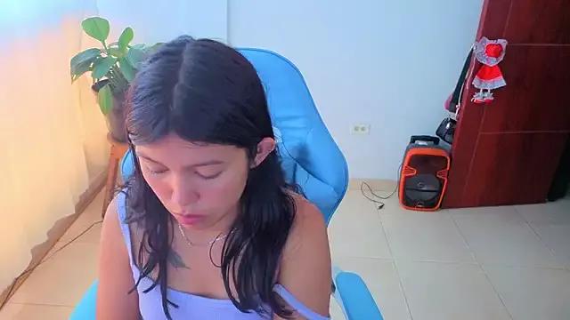 Customizable and immersive: Energize your taste buds and checkout our delicious choice of amateur cams liveshows with excited livestreamers getting their sweet physiques pounded with their beloved vibrating toys.