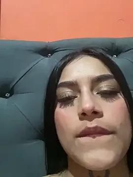 Emily_sharlot from StripChat is Freechat
