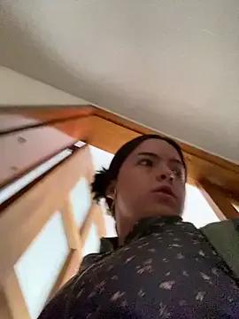 EmilyHarperr from StripChat is Freechat