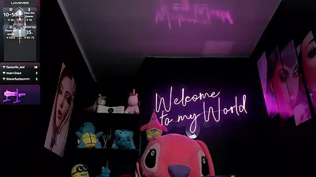 Customizable and immersive: Energize your taste buds and checkout our delicious choice of amateur cams liveshows with excited livestreamers getting their sweet physiques pounded with their beloved vibrating toys.