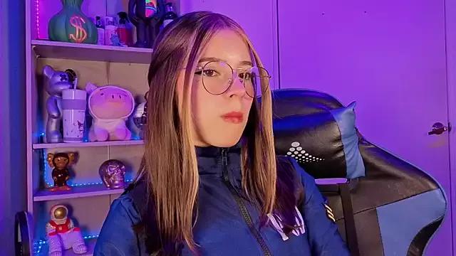 Customizable and immersive: Energize your taste buds and checkout our delicious choice of amateur cams liveshows with excited livestreamers getting their sweet physiques pounded with their beloved vibrating toys.