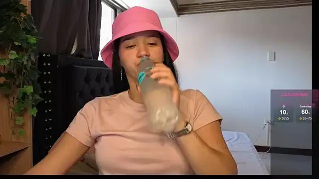 Customizable and immersive: Energize your taste buds and checkout our delicious choice of amateur cams liveshows with excited livestreamers getting their sweet physiques pounded with their beloved vibrating toys.