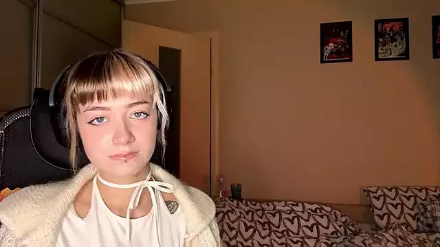 Customizable and immersive: Energize your taste buds and checkout our delicious choice of amateur cams liveshows with excited livestreamers getting their sweet physiques pounded with their beloved vibrating toys.