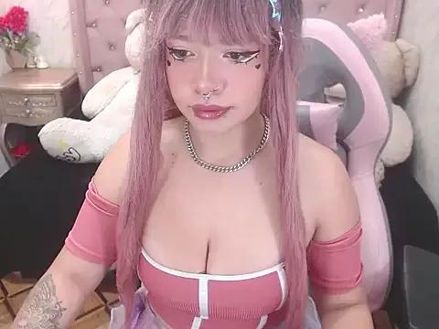 Customizable and immersive: Energize your taste buds and checkout our delicious choice of amateur cams liveshows with excited livestreamers getting their sweet physiques pounded with their beloved vibrating toys.