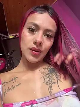 Customizable and immersive: Energize your taste buds and checkout our delicious choice of amateur cams liveshows with excited livestreamers getting their sweet physiques pounded with their beloved vibrating toys.